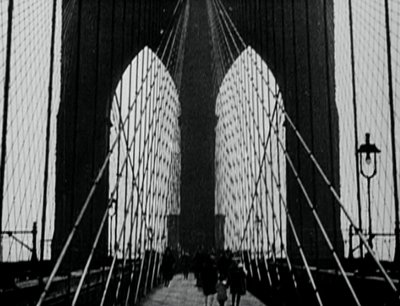 paul_stand_manhatta 1.jpg